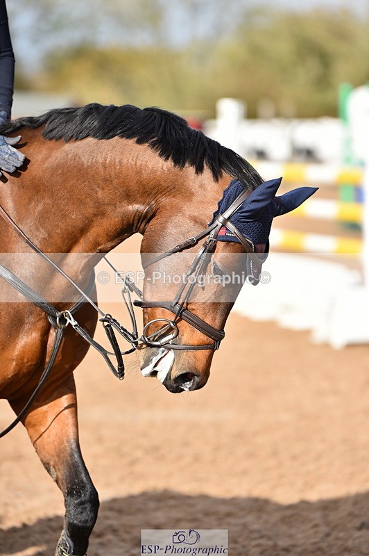 231101A-122026-00238 - Cls 4 Members 1.15m & Open