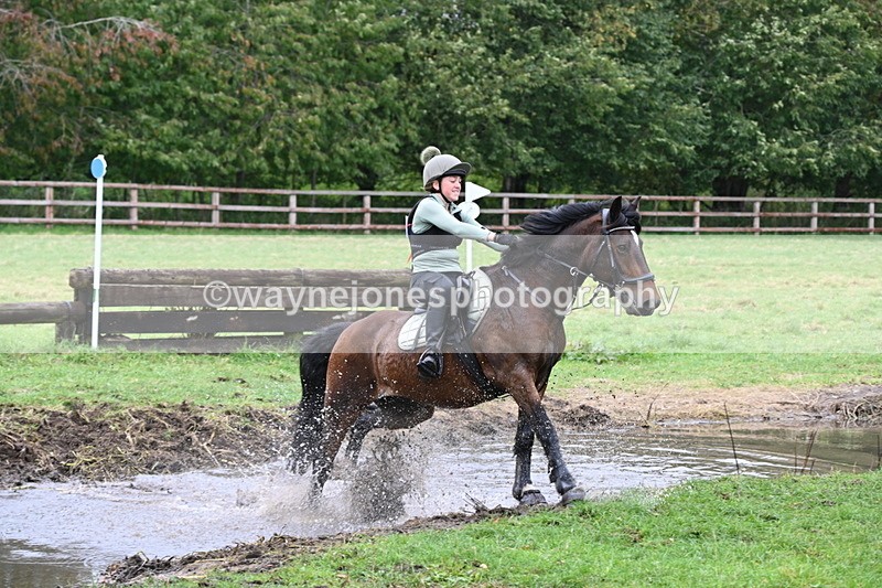 WJ6_5935 - Time at Photographer 12:31 to 12:40