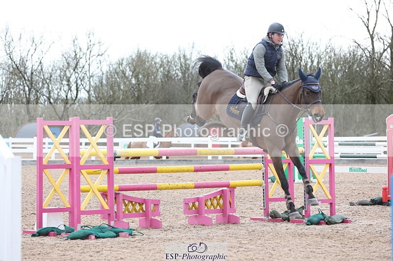 240223A-132949-01544 - Cls 5 Newcomers and 1.10m Open