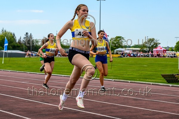 West25Sat-910100 - Track Female Set Two