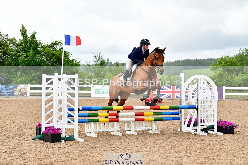 240526A-120207-07585 - Cls 31 85cm National Am Qualifier