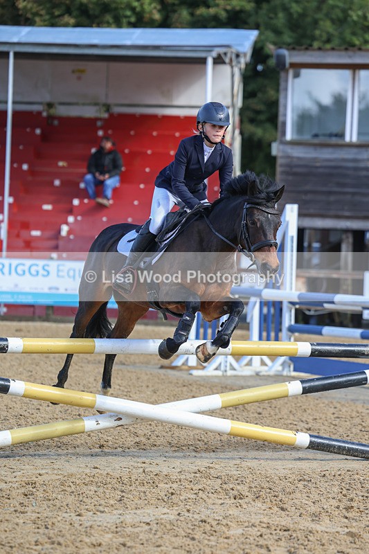 3E7A8271 - Class 4: Pony British Novice/80cm Open