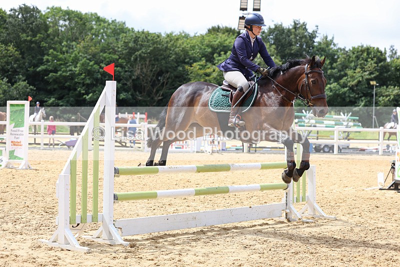 3E7A9935 - Class 9: Senior British Novice/90cm open