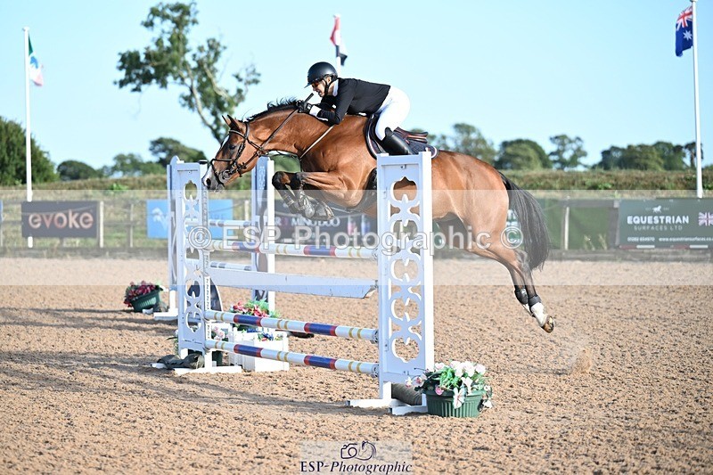 260731-190659-07072 - Cls 15 Snr Foxhunter