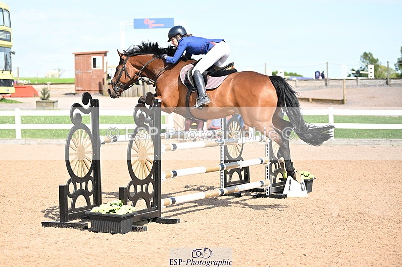 240726A-163545-02600 - Cls 12 1.10m Amateur Qualifer