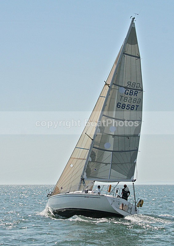 060610 GOODY TWO SHOES GBR6858T IMG_8609 - Sailboats - monohull