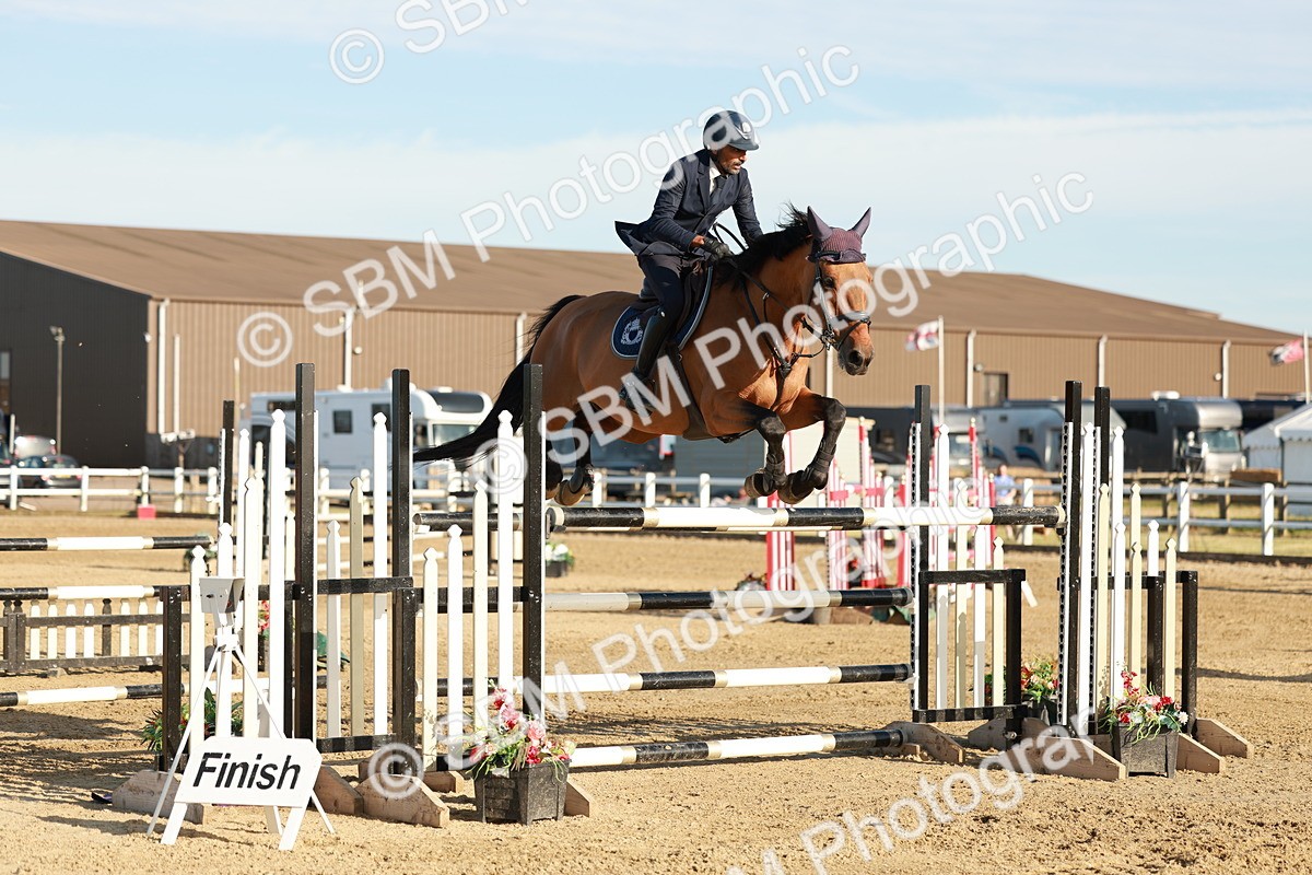 SBM_008916 - Class 6 - National 1.30m 1.40m Open Handicap