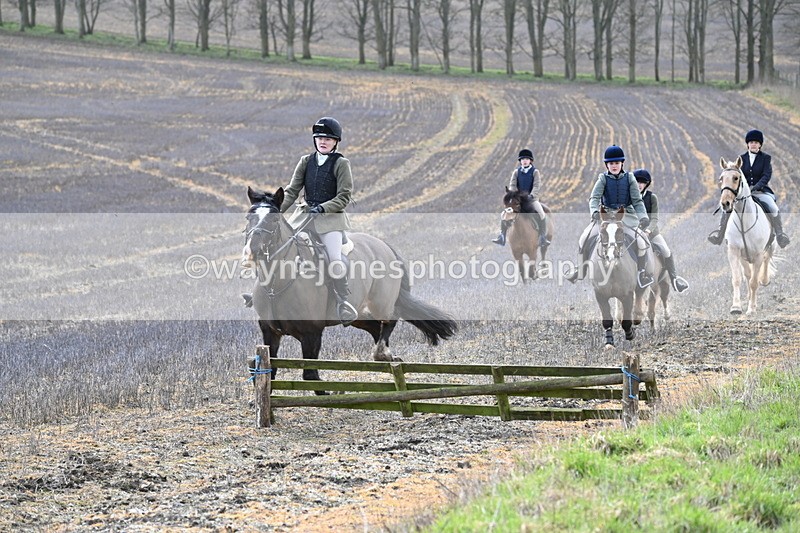 WJ6_8667 - Meet & Line One