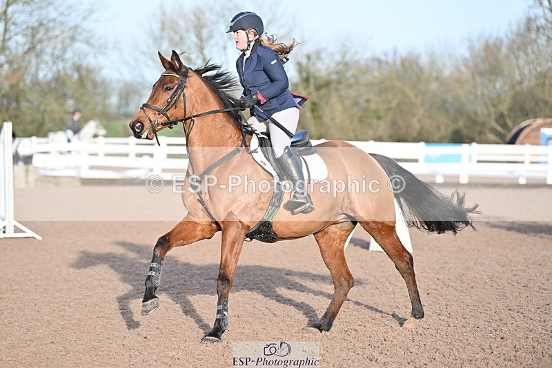 231208A-094327-00107 - Cls 2 British Novice & 90cm Open