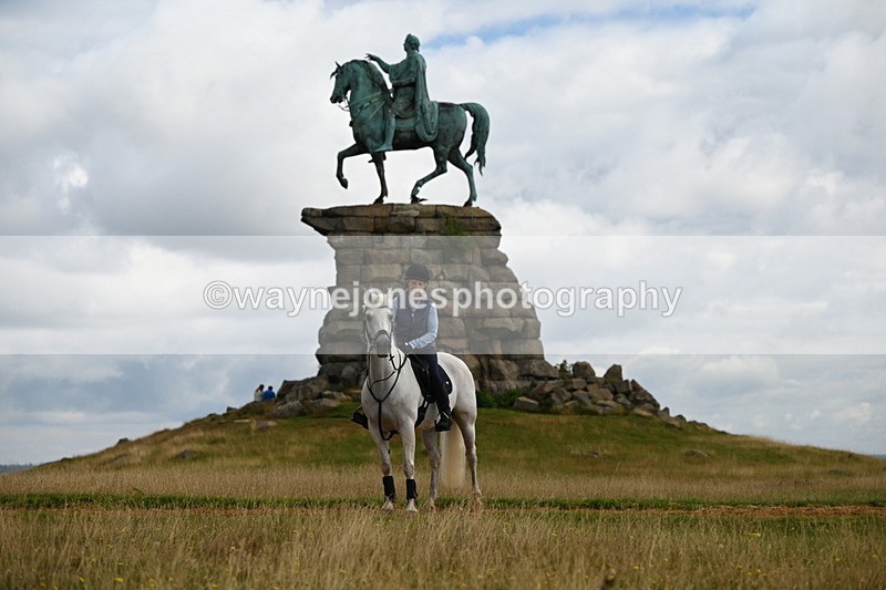 DSC_4136 - Time at Statue 09:50 to 11:09