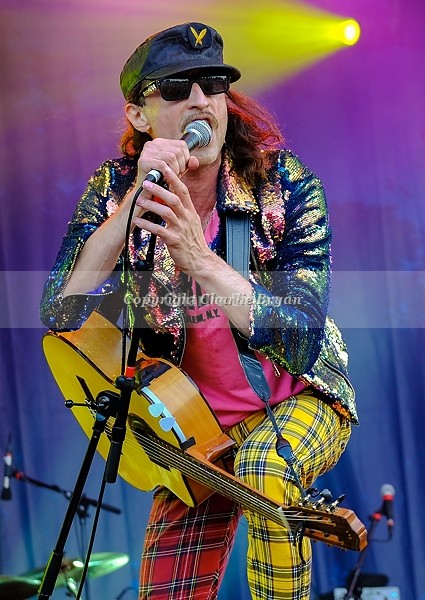 Gogo Bordello - Fairport Cropredy Convention 2019