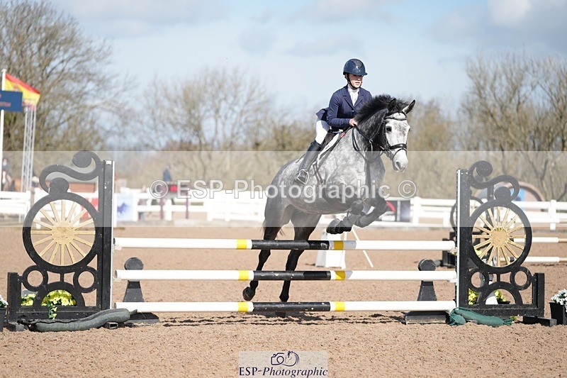 250329-102318-03610 - Cls 20 British Novice and 90cm