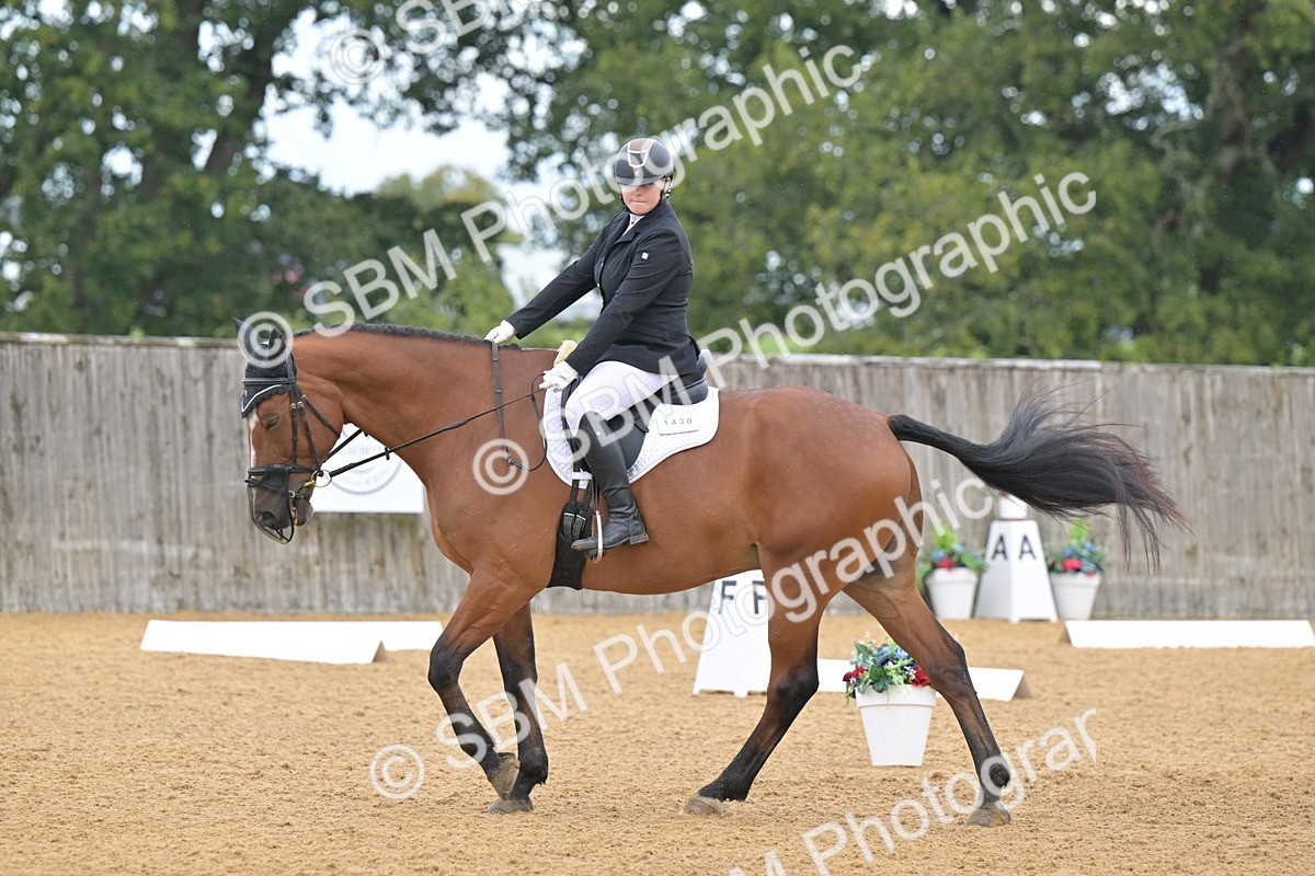 SBM_03874 - D2 - Small Tour Championship Intro 2