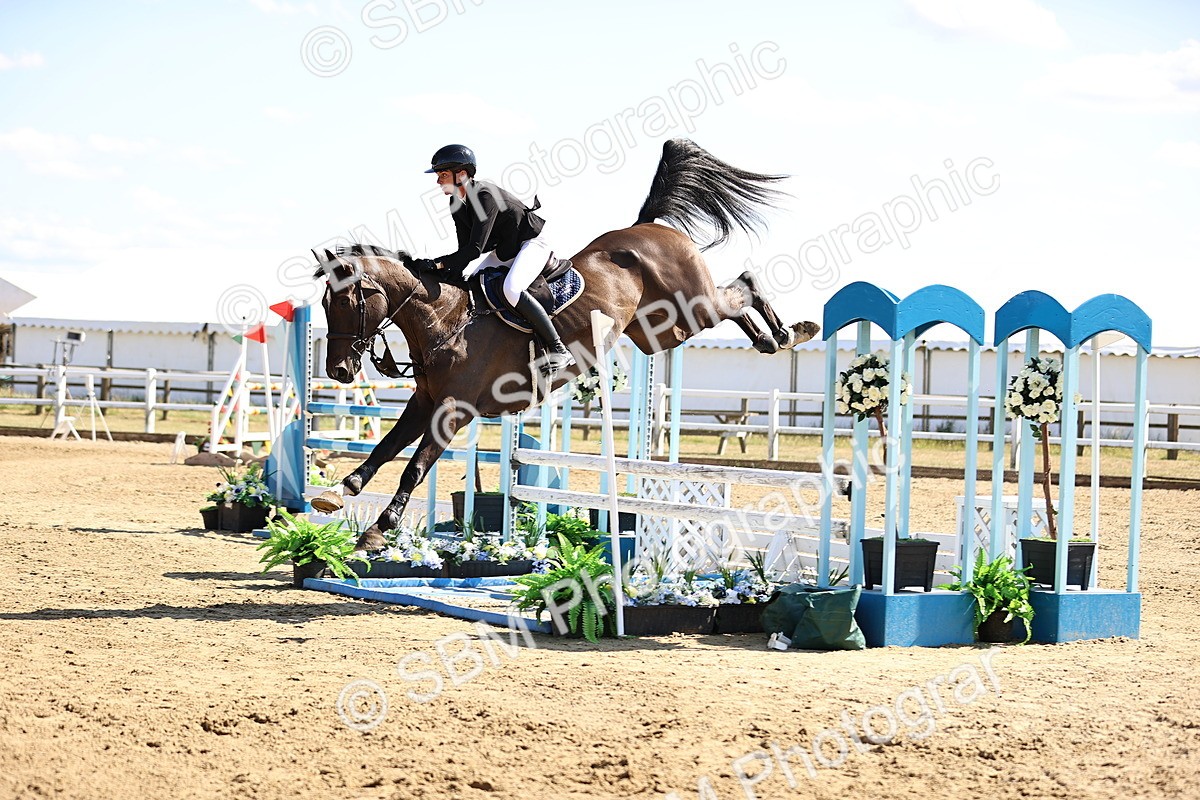 SBM_015502 - Class 16 - Senior foxhunter - 1.20m Open