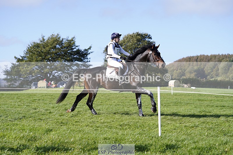 241025-111012-06205 - 012-Mollie.Summerland-SKITTEL.D'EKWI