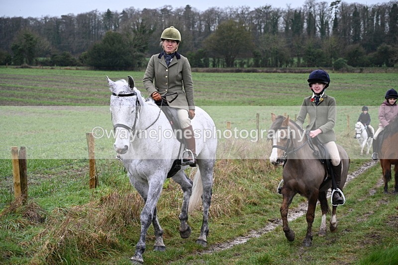 WJ7_9461 - Walk out..