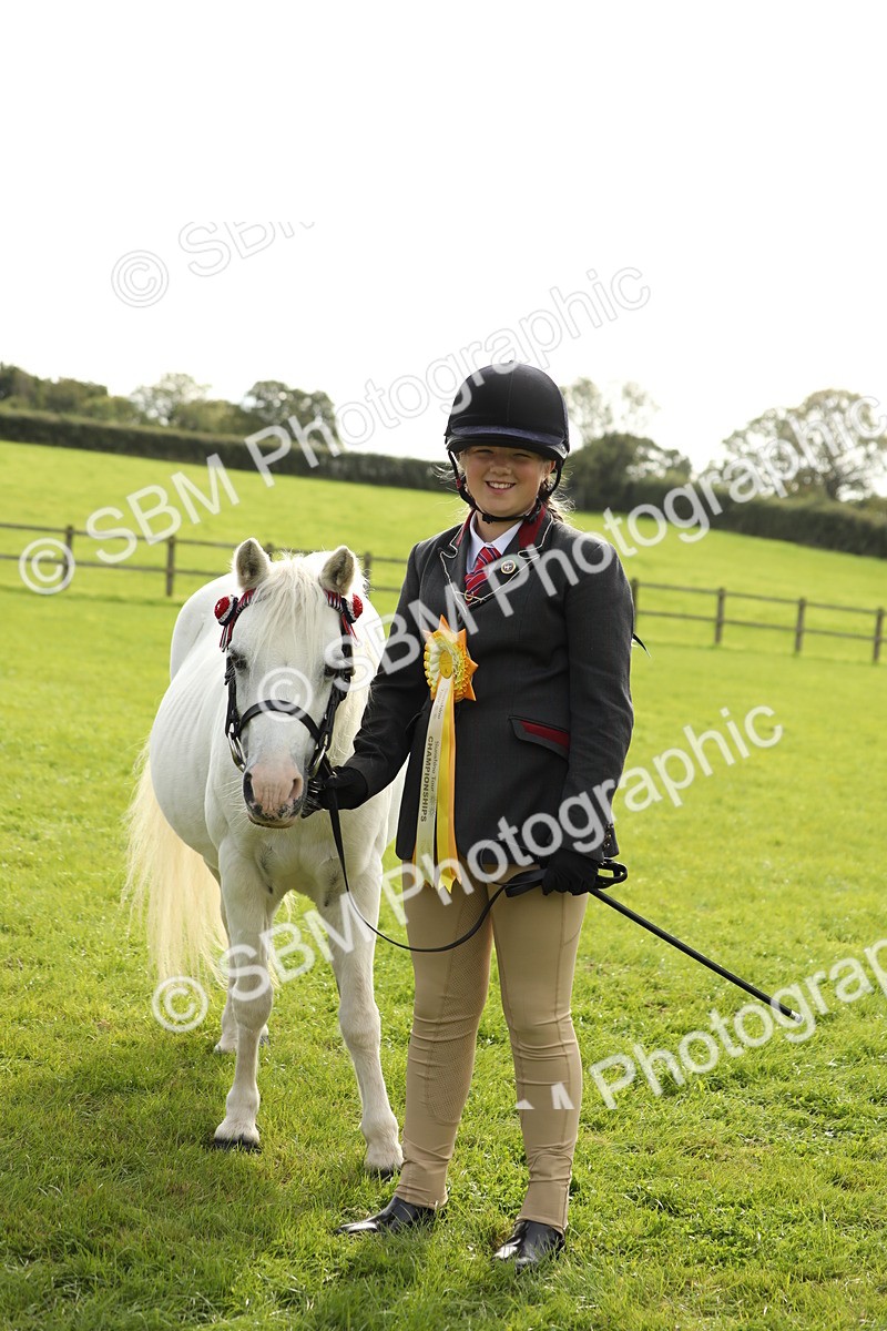 SBM_68752 - S40 - Junior Handler 9-12 Years