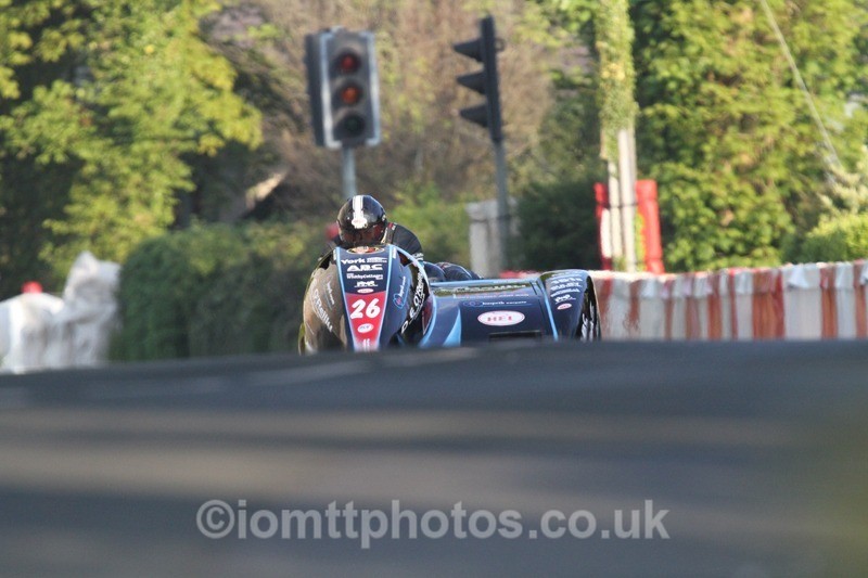 IMG_5522 - Thursday Practice - TT 2013 Side Car