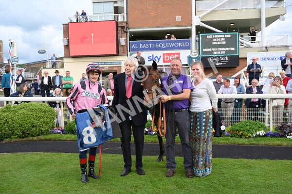 yr22052022r6-49 - Race 6: 6:05pm Sky Bet Sunday Series Stayers Stakes