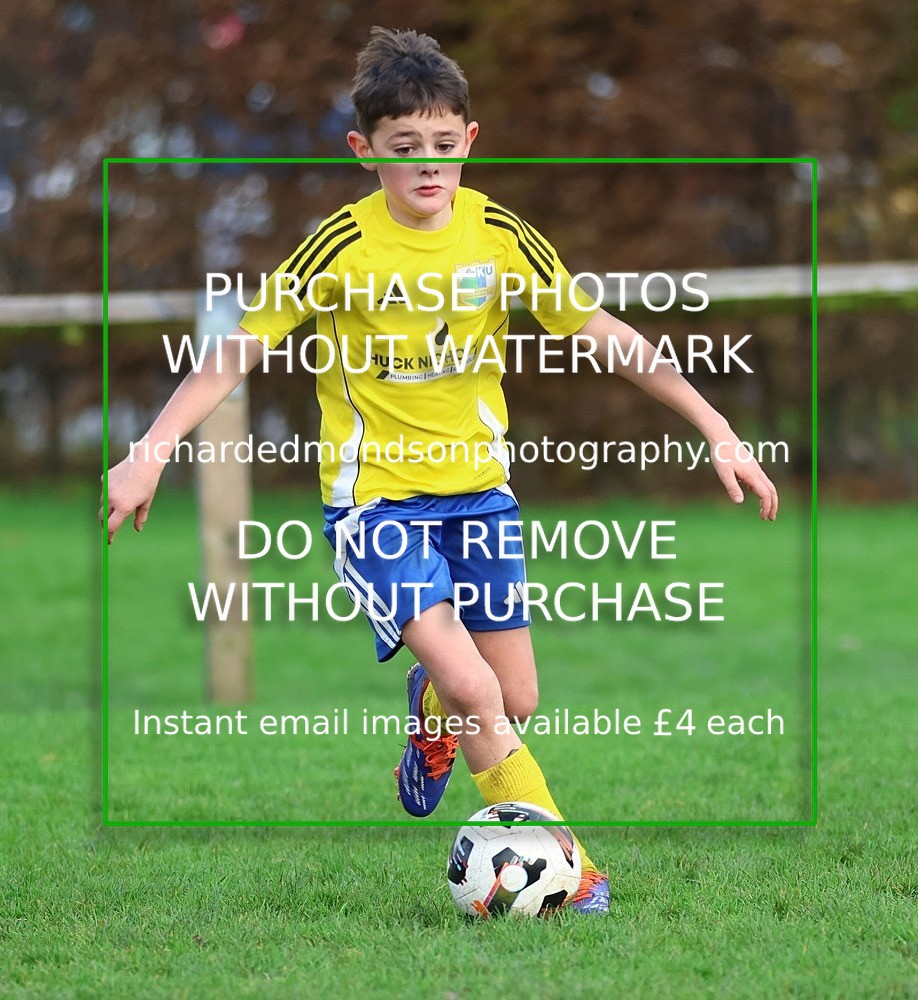 533A3128 - Kendal Utd U8's vs Sedbergh Wanderers Juniors U8 (8/11/25)