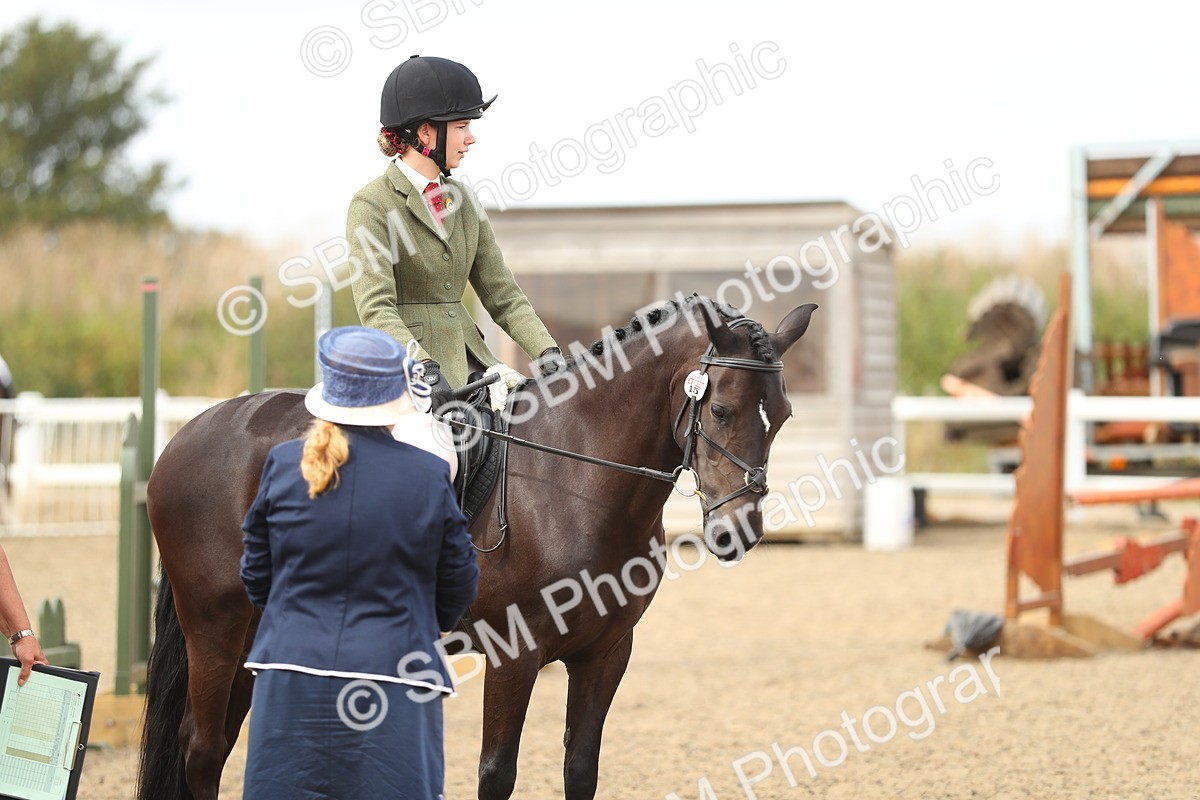 SBM_05613 - Class 48a Style & Performance 70cm (15-19)