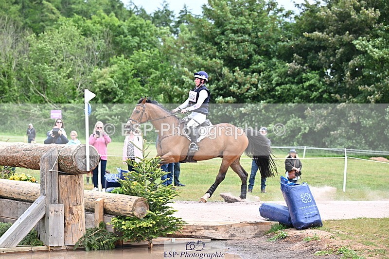 250525A-143233-16497 - D-460-Jenny.Caras-SOMMERSBY