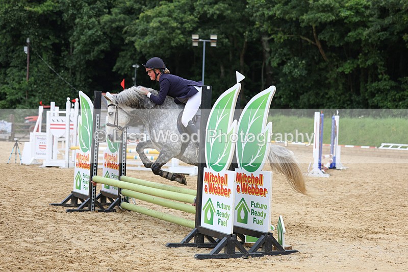 3E7A6641 - Class 10: Junior 60cm