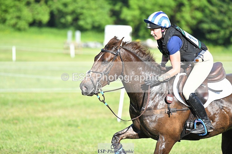 230527-180422-14053 - 169-DHI_HOUDINI-Sophie_Hodgson-XC