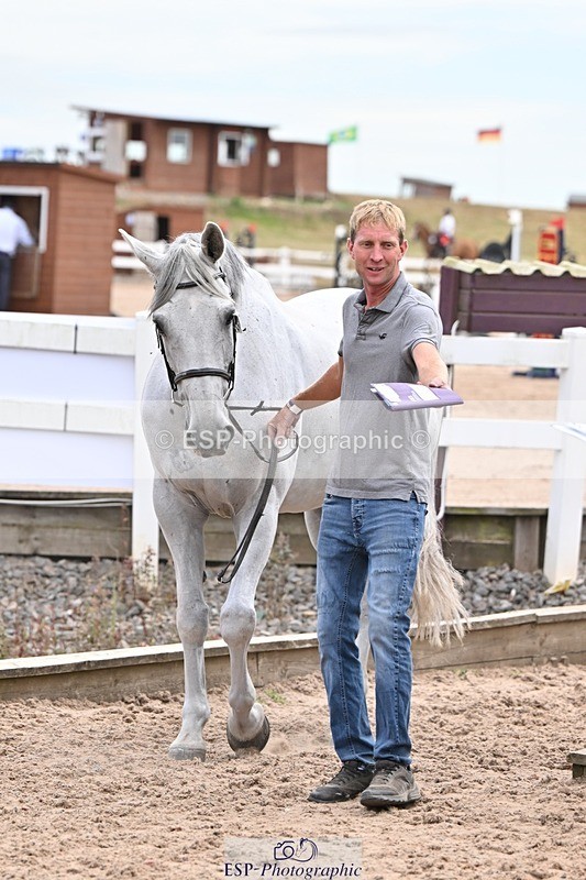 250716-143041-01151 - Trot Up 2.30 to 3.30