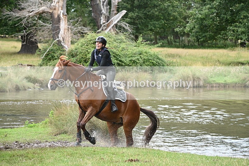 WJ7_3807 - Time at Water 12:52 to 13:22