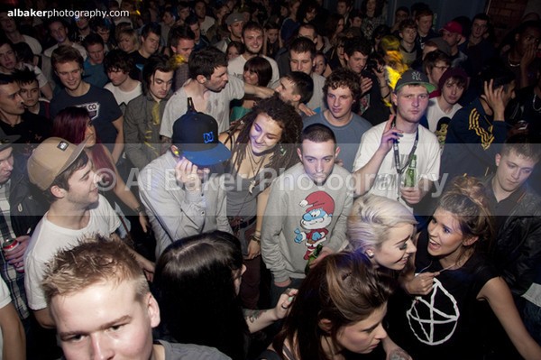 71 - Hit & Run @ factory251 19.12.11