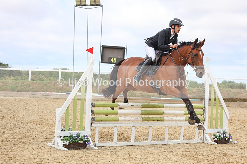 3E7A4838 - Class 4: Senior British Novice/90cm open