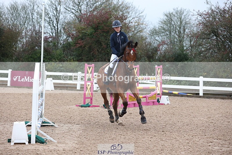 231112A-133805-04568 - Cls 20 Newcomers & 1.10m Open