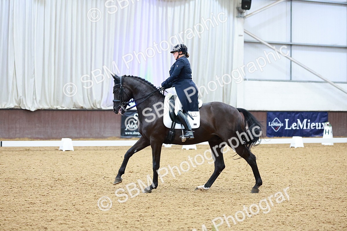 SBM_007723 - Class 9 - FEI INT II - 16.54.17.57
