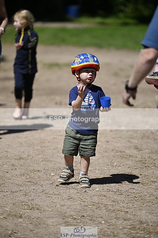 240728B-115351-00351 - Sunday Stable Shots and Fancy Dress