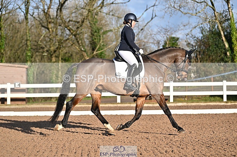 241214-104501-01210 - 155-Victoria.Hamlyn-White-Kenzo.IV