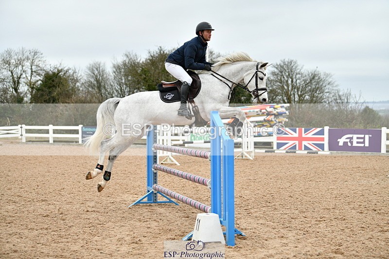 240112A-121806-00675 - Cls 5 Newcomers and 1.10m Open