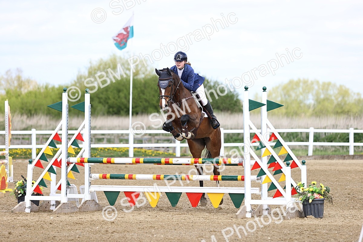 SBM_5150 - Class 9 - Senior British Novice - 90cm