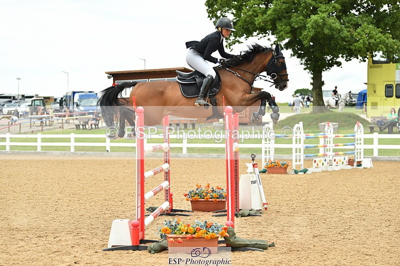 230720A-135610-03240 - Cls 21, 1 Star Gold 1.30m