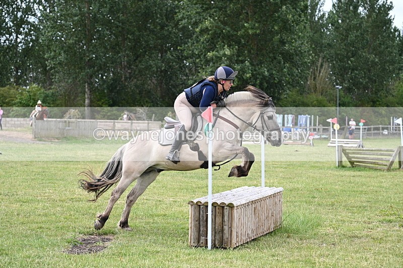 WJ7_4831 - 60cm XC Time 09:58 to 10:16