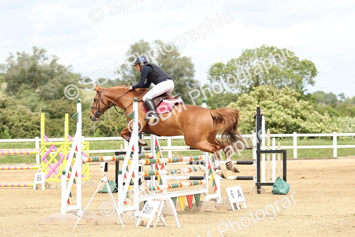 SBM_000972 - Class 4 - Senior Newcomers - 1.10m