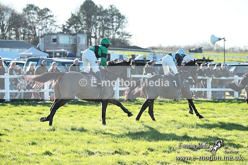 PtP 301125  0103 - Hursley Hambledon Point-to-Point Larkhill Racecourse 30/12/2025