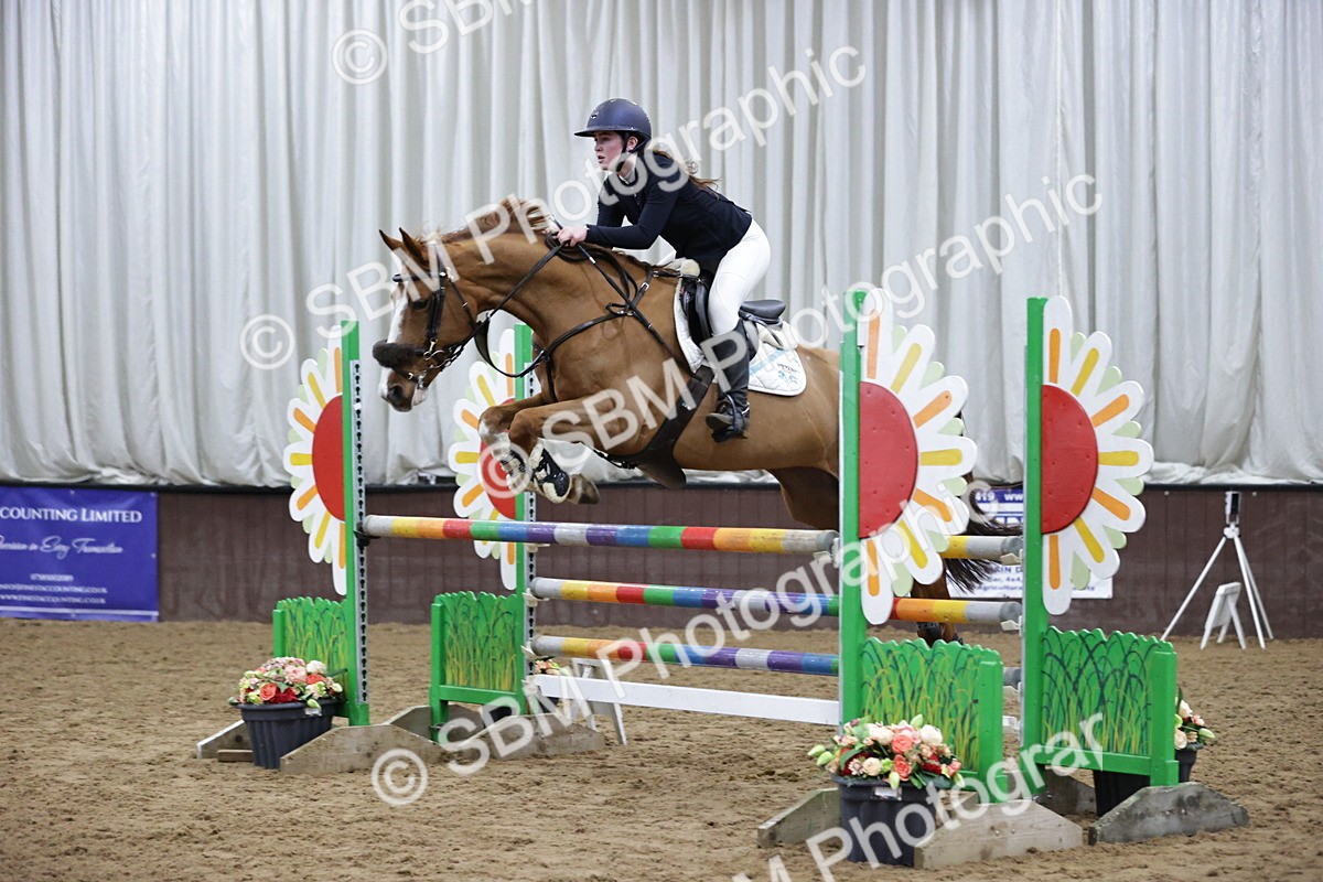 SBM_001308 - Class 4 - Senior Newcomers/ 1.10m Open