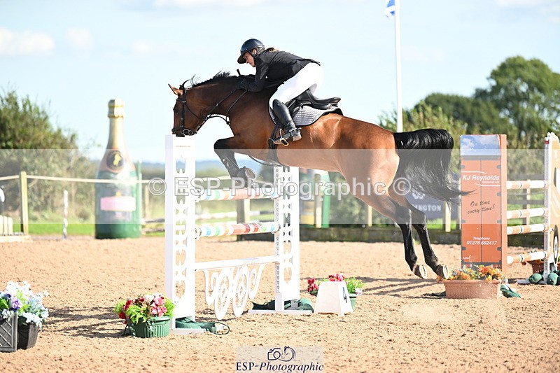 240913A-161251-05182 - Cls 18 National 1.40m Open