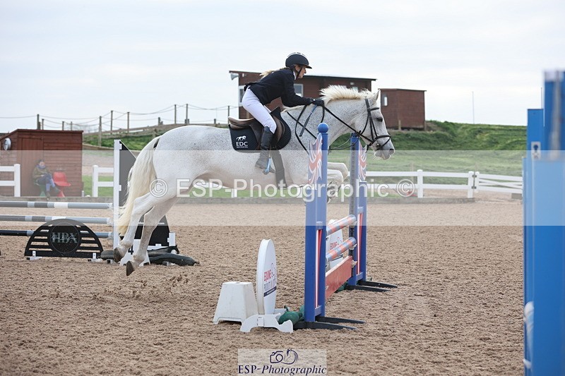 241101A-084502-00390 - FRI Cls 2 British Novice and 90cm Open