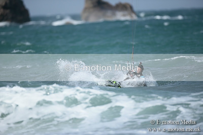 KS 020413-65 - Kite Surfing