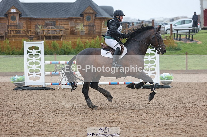 250418-141707-04832 - 225-Charlotte.Cutts-FOLDS.DIRECTOR