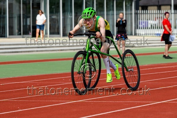 Age25SAT-915641 - Track Male