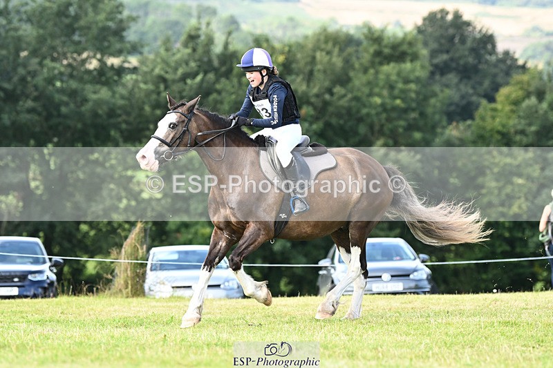 240825X-110137-31931 - 70cm XC 11.00 to 12.00