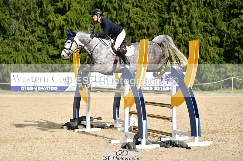 240324-152641-03288 - Cls 11 Foxhunter & 1.20m Open